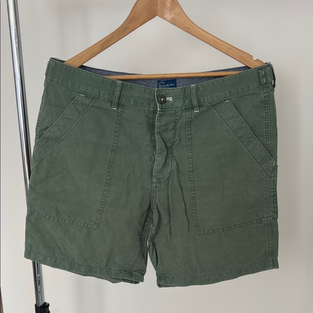 J. Crew Men's Green Cargo Shorts
